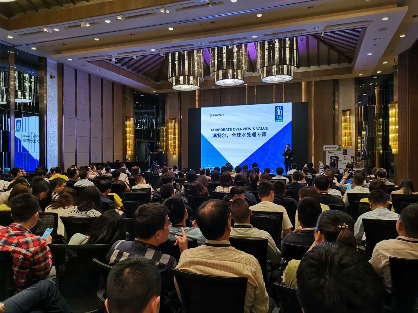 CCFA | PENTAIR浅探新型便利店过滤水方案